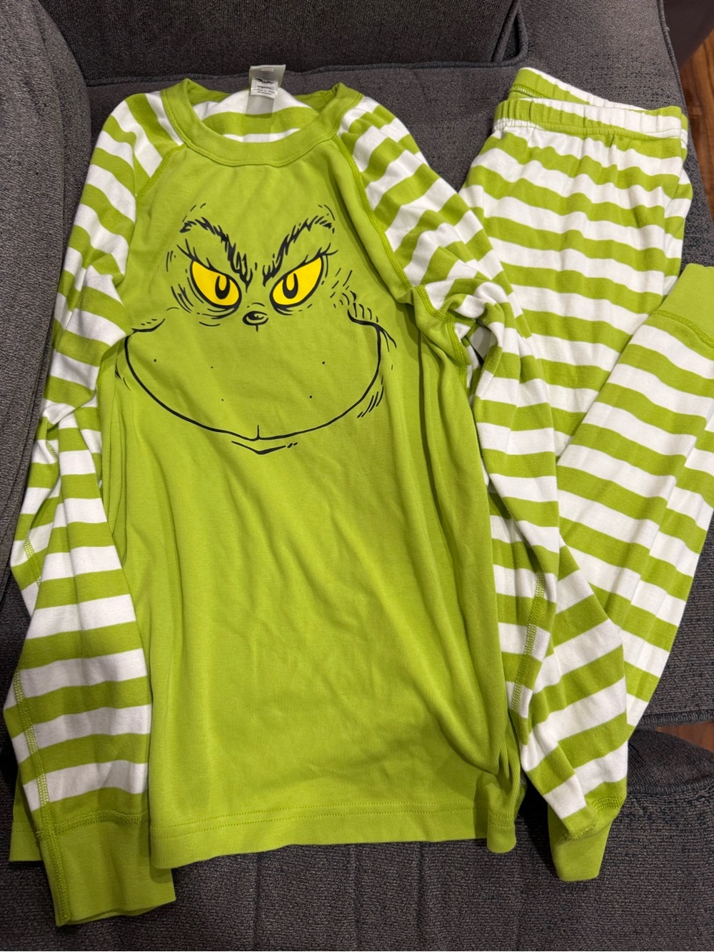 Hanna Andersson The Grinch Pajama Set